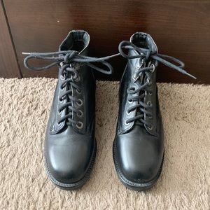 TOPSHOP Combat Boots